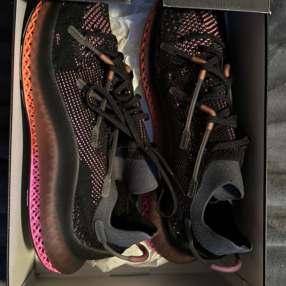 Adidas 4D fusión size 11.5 like new wore 2 times - Picture 1 of 3